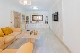 Appartamento  Calle uruguay. Fantástico apartamento situado en fuengirola.