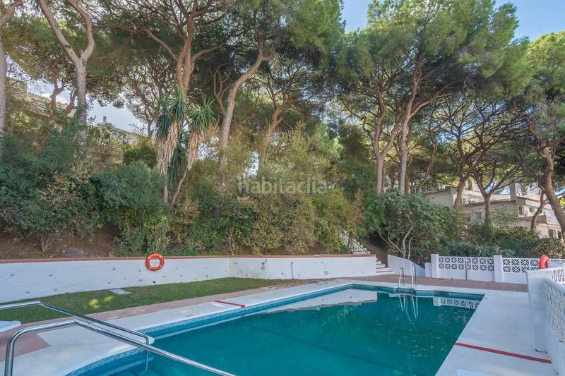 Foto b14f209e-dfdf-4d22-8d88-c4c6ff068ced. Maison jumelée avec parking piscine dans Torremuelle Benalmádena