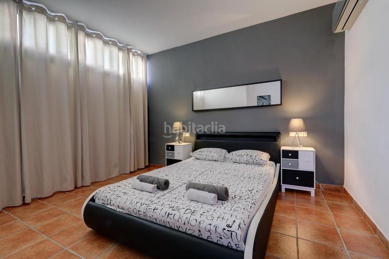 Foto 48c58fcd-d442-4d21-a9a0-c6b47b544f98. Xalet amb aparcament piscina a Solymar Benalmádena