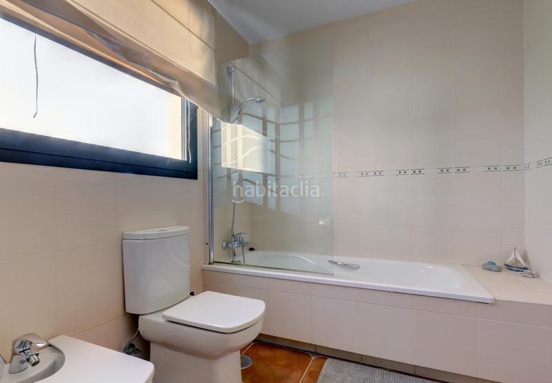 Foto 592f6e08-a96b-495b-a13f-4959712dc712. Xalet amb aparcament piscina a Solymar Benalmádena