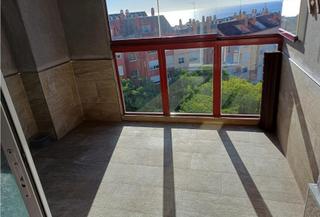 Etagenwohnung  Calle reina doña urraca. Fantástico apartamento con vistas al mar situado en los pacos.