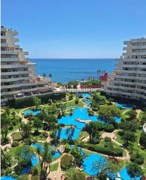 Foto d94e4bd7-8445-4acc-af60-6ce55a4c2a06. Estudi amb aparcament piscina a Arroyo de la Miel Benalmádena