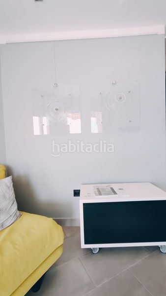 Foto a7d4e54f-9bd2-4f86-8a92-f276c1c54368. Pis amb calefacció a Puerto Deportivo Fuengirola