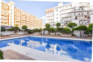 Rent Flat  Pizarro francisco. Alquiler temporada piso centrico 3 dormitorios 2 baños piscina y