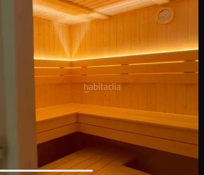 Foto ebb0d909-0431-47bc-8396-c9391eefe806. Xalet amb aparcament piscina a Nueva Andalucía centro Marbella