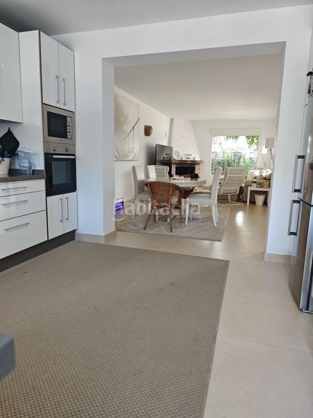Foto 193f7577-7150-4402-983f-13d3973b5b46. Xalet amb calefacció aparcament piscina a reserva de Marbella Marbella