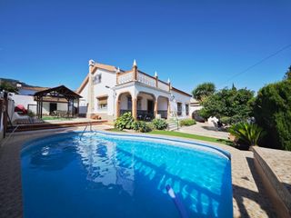 Location Chalet à Manantiales - Lagar - Cortijo. Alquiler temporada alhaurin de la torre, villa independiente con