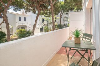 Appartement in Calahonda. Apartamento situado en segunda línea de playa en calahonda.