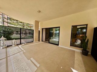 Rez-de-chaussée  Paseo marítimo rey de españa. Excepcional planta baja en doña sofia 2 dormitorios, 2 baños jun