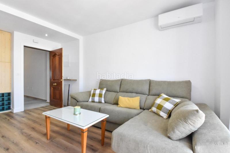 Foto 0866be8b-9bb3-463c-bcee-c11ee202f64a. Alquiler apartamento alquiler piso 2 dormitorios primera linea playa en centro en Fuengirola