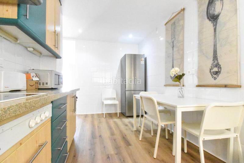 Foto af88750f-51db-4f0a-949e-3bda73fe4b3d. Alquiler apartamento alquiler piso 2 dormitorios primera linea playa en centro en Fuengirola