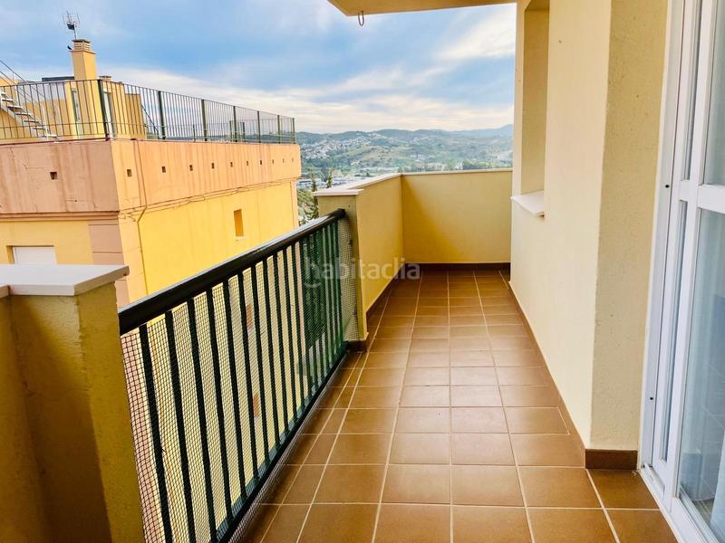 Foto 387d4f6a-5f6c-4bdc-b0ef-4a6d09cb15f9. Alquiler piso alquiler de larga temporada, lagunas 2 dormitorios, terraza y garaje en Mijas