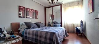 Pis  Calle mayor. Piso en venta en los olmillos