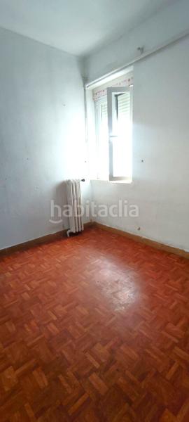 Foto b7cd3a27-fff5-4cf7-ac5e-fb89863a1c23. Appartamento con riscaldamento in Campo de la Juventud Palencia