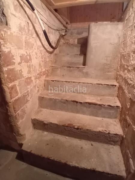 Foto 547bd044-27d3-4369-b19c-530fe91ad832. Casa adossada amb aparcament a Castromocho