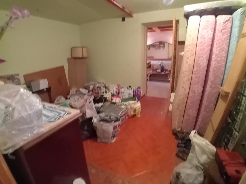 Foto e9475263-77a4-4254-800a-a722a53685c1. Casa adossada amb aparcament a Castromocho