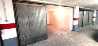 Posto auto  Calle valdeserías. Garaje en venta en calle valdeserías
