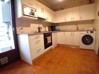 Pis  Calle barrio del milagro. Piso 3 hab. virgen del milagro