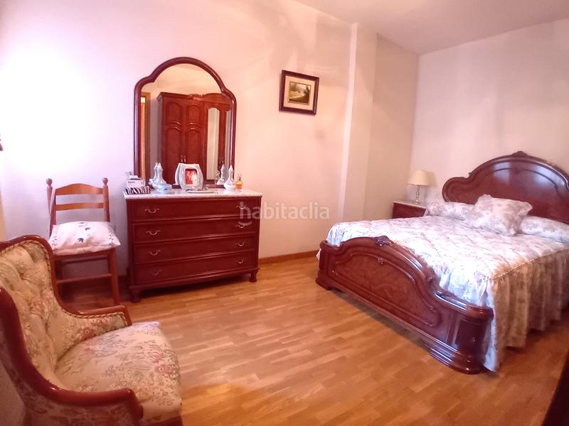 Foto c5c9508c-7fb0-4032-b2e1-374d1ffecab7. Pis amb calefacció aparcament a Ave María Palencia