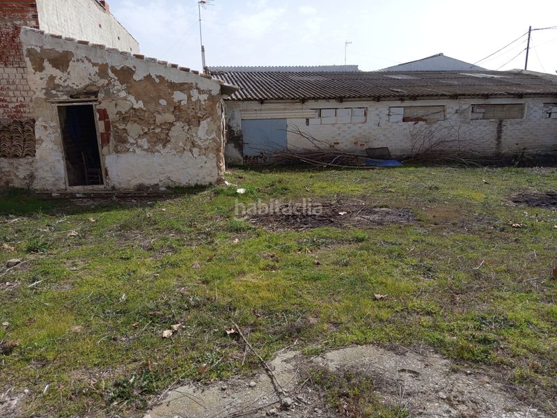 Foto a3d1da79-3e82-4d48-9381-de6301a6c57a. Casa amb xemeneia a Corral de Almaguer