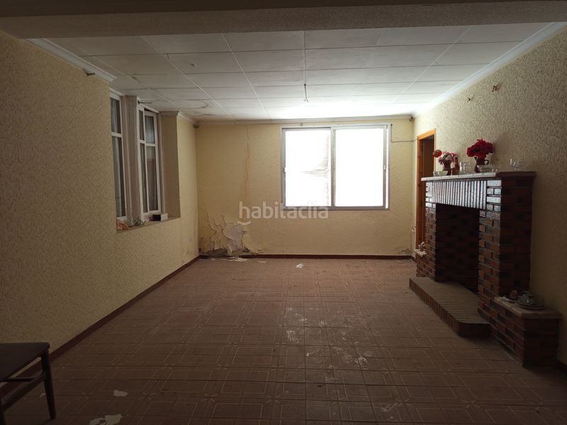 Foto d92dbff8-48c9-4308-b657-3b0b89559bef. Casa amb xemeneia a Corral de Almaguer