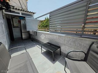 Etagenwohnung in Fondo. Piso en venta en santa coloma de gramenet