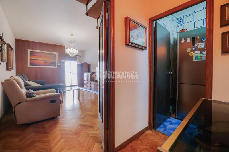 Foto 05d5c0d2-60f0-4709-a7a5-fd48fdcc4381. Flat in Centre Santa Coloma de Gramenet