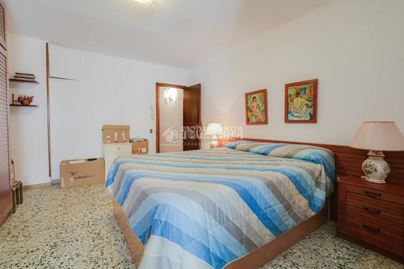 Foto 906a7e3c-a454-4ca4-892a-85b6f6d20800. Flat in Centre Santa Coloma de Gramenet