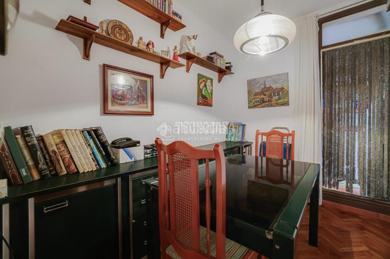 Foto c683d4f8-4c5f-48bb-b597-4714bb625a7a. Flat in Centre Santa Coloma de Gramenet