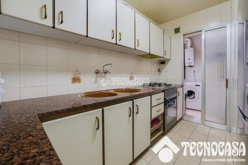 Foto 4c49e626-07d9-451d-96d1-5138628ae634. Piso  en venta en Fondo Santa Coloma de Gramenet