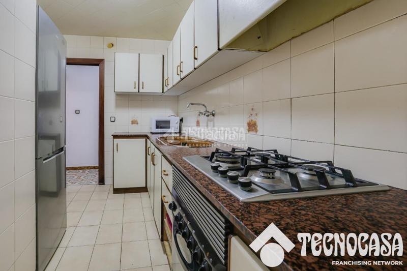 Foto 7d539bed-8dac-4aa6-acbb-67b87db2b4e4. Piso  en venta en Fondo Santa Coloma de Gramenet
