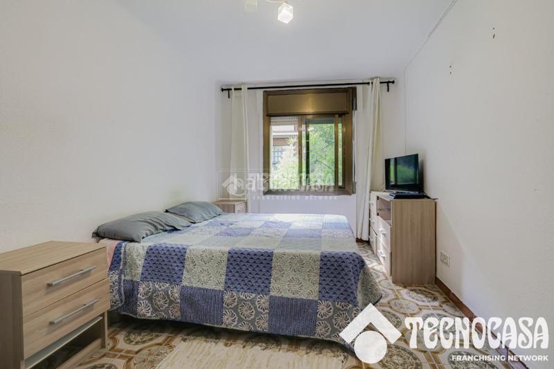 Foto 8247e937-1407-4da6-8e8b-73a5390aa242. Piso  en venta en Fondo Santa Coloma de Gramenet