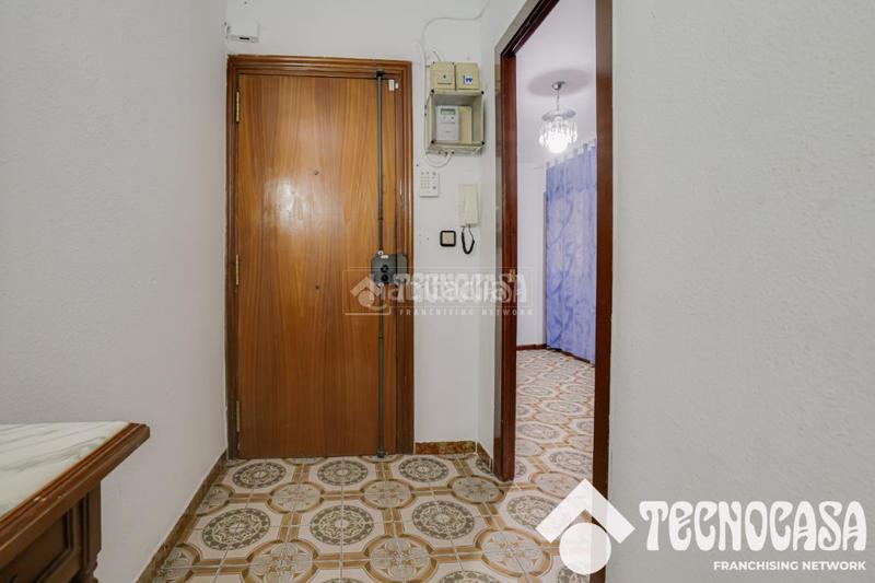 Foto 8d442713-d1a6-4cfb-a3e8-62a58df03c83. Piso  en venta en Fondo Santa Coloma de Gramenet
