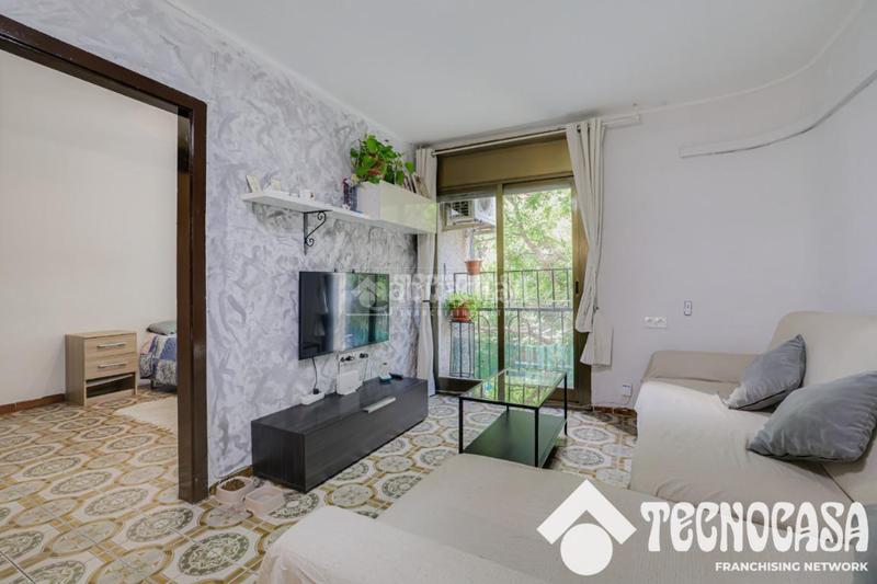 Foto c0865d51-6496-4b37-9abc-98749ec59e70. Piso  en venta en Fondo Santa Coloma de Gramenet