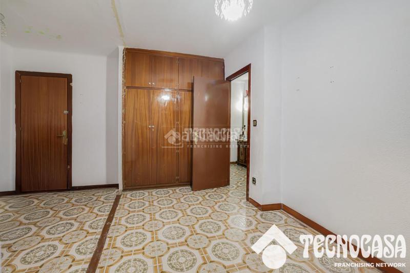 Foto cb3b0e31-4594-4f07-9763-ad3ef9688e13. Piso  en venta en Fondo Santa Coloma de Gramenet