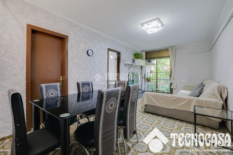 Foto f9815e78-048c-4d95-8153-acef54401c49. Piso  en venta en Fondo Santa Coloma de Gramenet