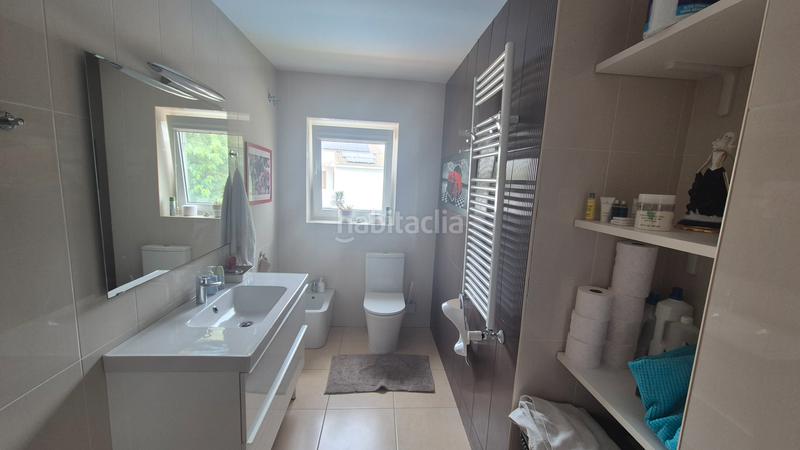 Foto 2e9a005b-24cf-40b2-9a7d-67ebbde5dc11. Xalet amb xemeneia calefacció aparcament piscina a Eliana (l´)