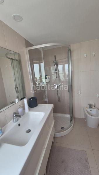 Foto b94bbce1-c53a-48d7-b16b-b778711e062c. Xalet amb xemeneia calefacció aparcament piscina a Eliana (l´)