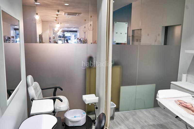 Foto 74b9d180-f623-4e61-9d2a-723856d4a499. Pas-de-porte local commercial dans carrer d'alboraia 16 dans Valencia