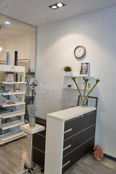 Foto 43cfc9cf-1366-4ab1-8bdf-fd0a3a9926da. Trapasso locale commerciale in carrer d'alboraia 16 in Valencia