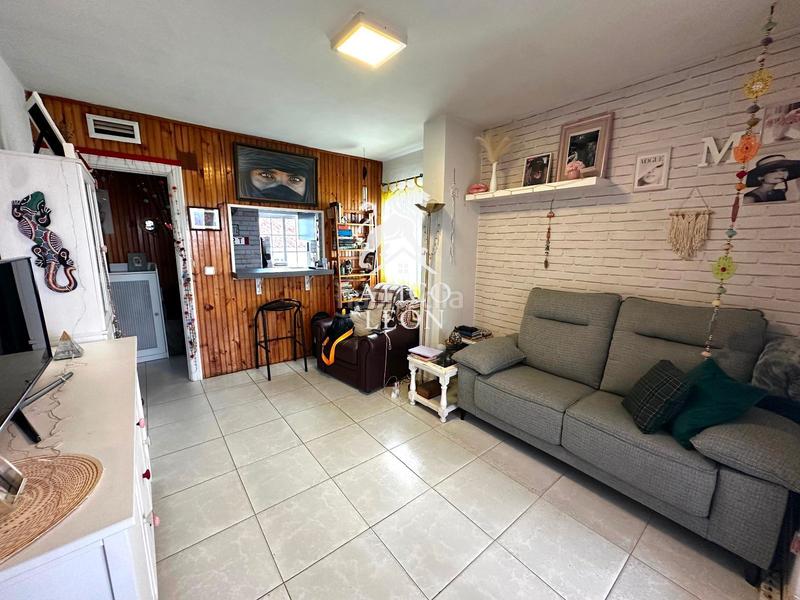 Foto 291fd7ee-ca22-4510-9d5b-30c19e86f871. Penthouse with heating in Trobajo del camino