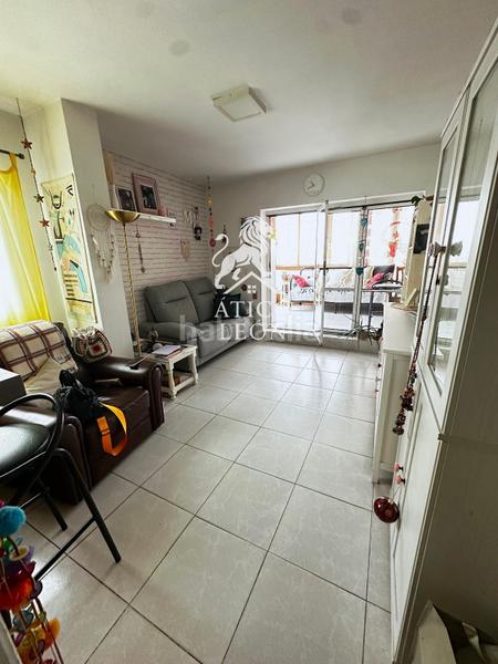 Foto 8fef595a-0f89-4777-9545-a783833d45b4. Penthouse with heating in Trobajo del camino