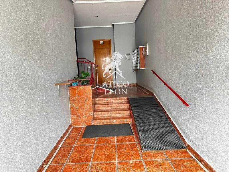 Foto 911e8012-c812-4a53-bcfc-1a346626ac9c. Penthouse with heating in Trobajo del camino