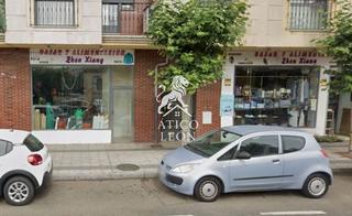 Local Comercial  Mariano andrs. En len