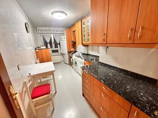 Apartament  Dama de arintero. Bonito y práctico apartamento cerca del centro de león