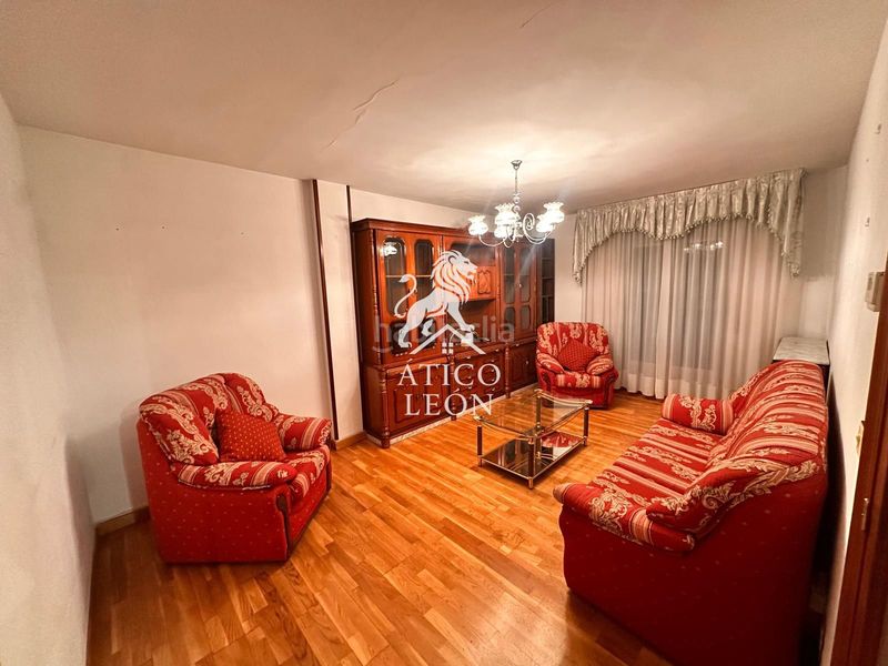 Foto afa1dbb6-81a2-47b6-bc87-c0bd346ae19c. Apartament amb calefacció a San Esteban León