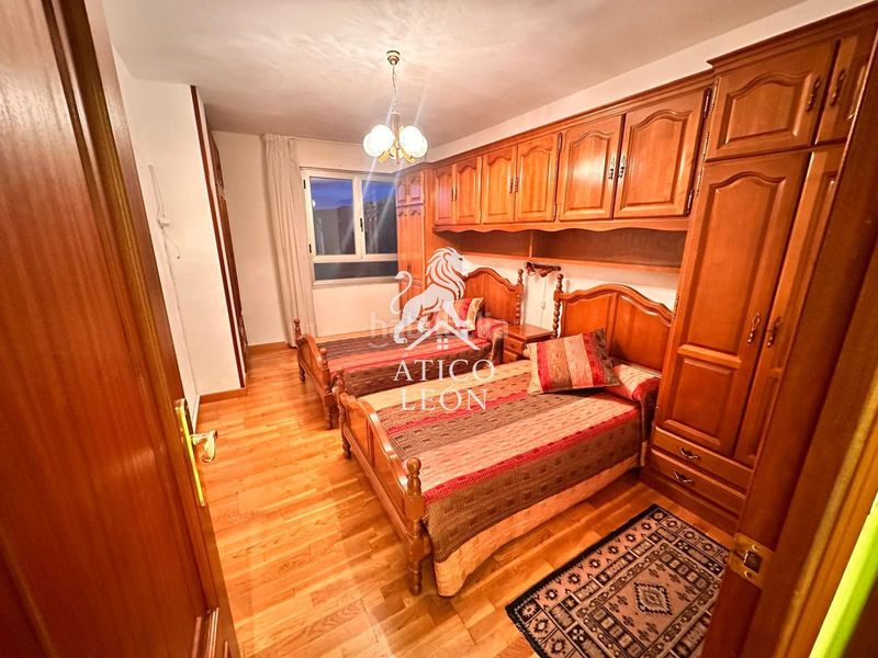 Foto dc82f3ad-2c08-4d51-8a36-355d233a762c. Apartament amb calefacció a San Esteban León