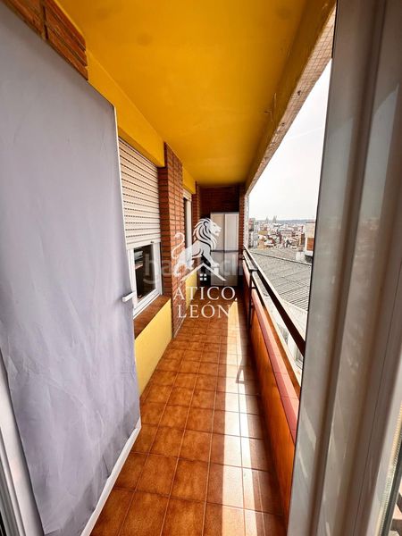 Foto a5b6f136-3d38-42cc-b62a-84e2f79b396f. Pis amb calefacció a Centro Ciudad León