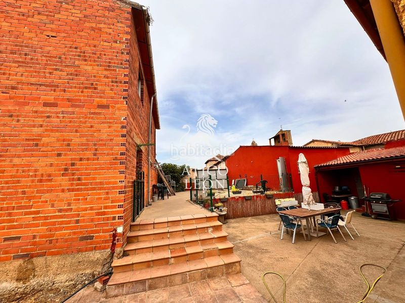 Foto fffe1660-6104-44db-b4c8-636d3cf0f713. Casa amb calefacció aparcament a Valdefresno