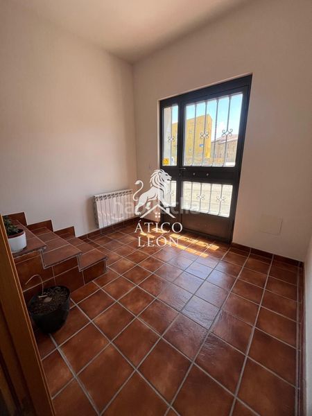 Foto 01ea465f-f897-4764-ac18-3d2c6469f6e2. Semi detached house with heating parking in Santovenia de la Valdoncina